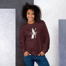 Load image into Gallery viewer, Traveltude "Feeling MySelfie" Sweatshirt (Wht)